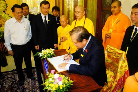 Deputy Prime Minister pays tribute to superior Buddhist monk Thích Chơn Thiện